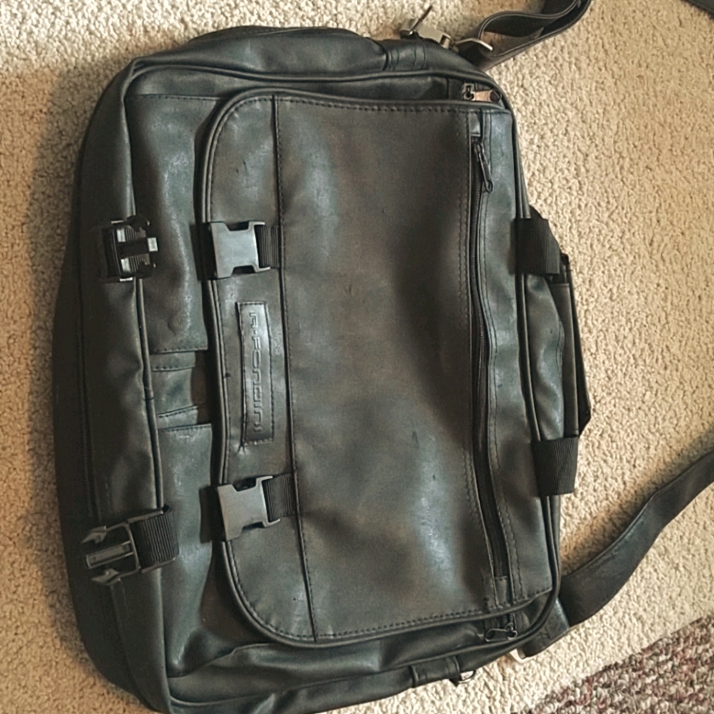 Leather messenger bag